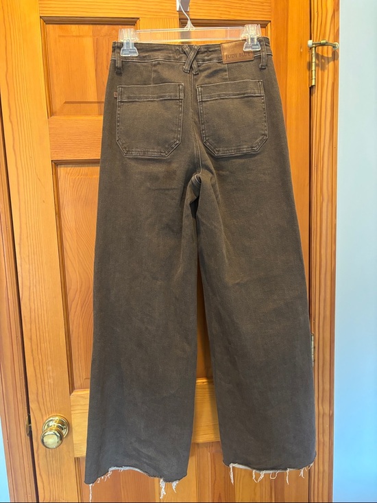 Judy Blue Chocolate Brown Retro Wide Raw Hem Patch Pocket Stretch Jeans 1/25